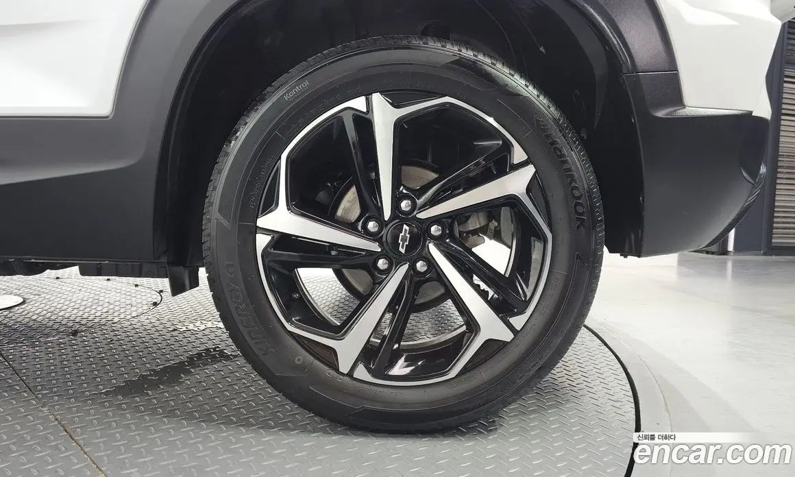Chevrolet TrailBlazer 2022 1.3 автомат (гидро), фото 5