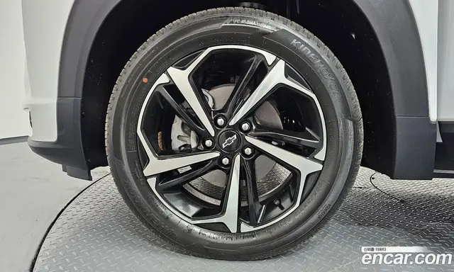 Chevrolet TrailBlazer 2022 1.3 автомат (гидро), миниатюра 5