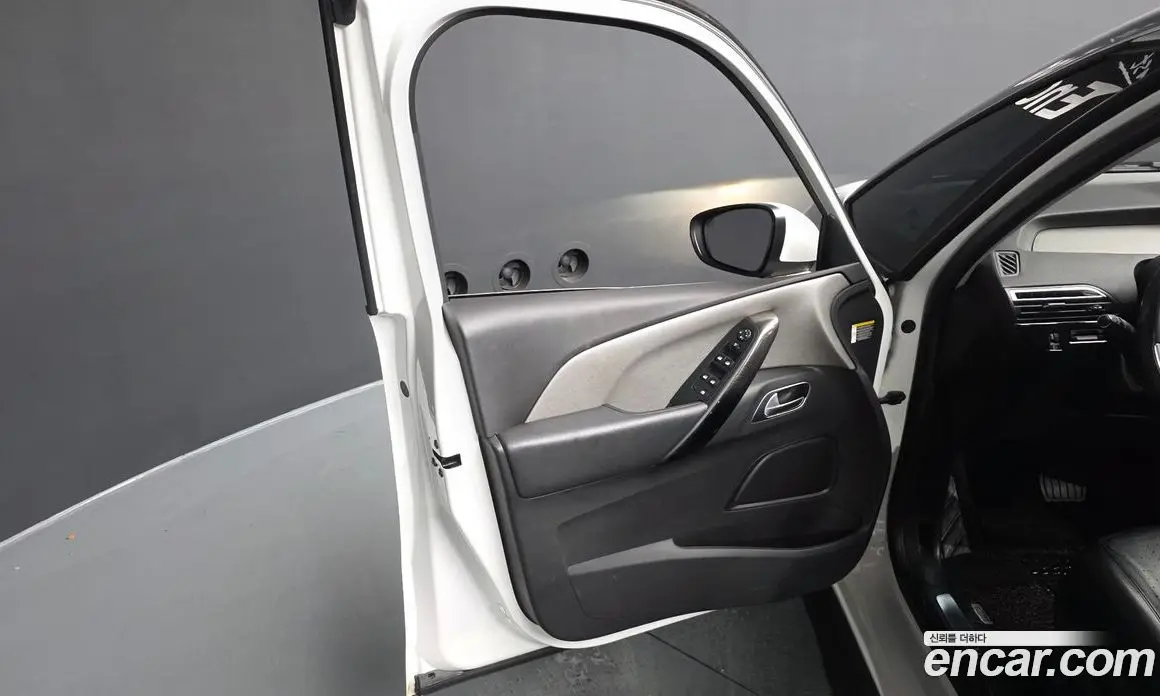 Citroen C4 Picasso 2018 2.0 автомат (гидро), фото 14