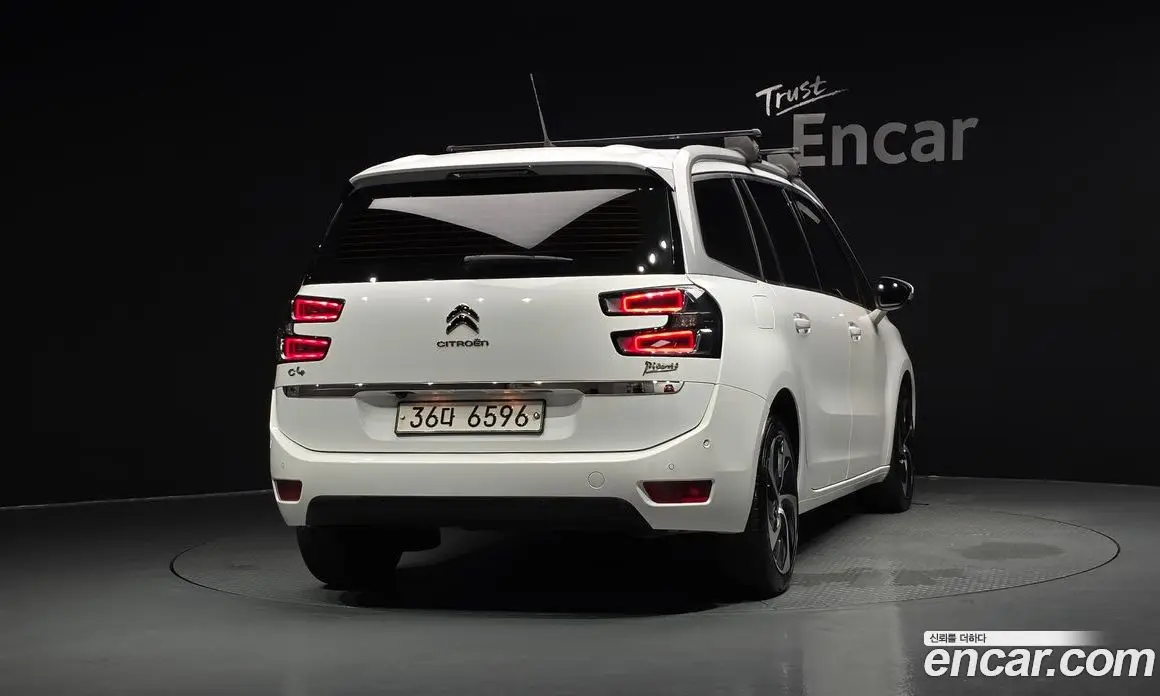 Citroen C4 Picasso 2018 2.0 автомат (гидро), фото 4