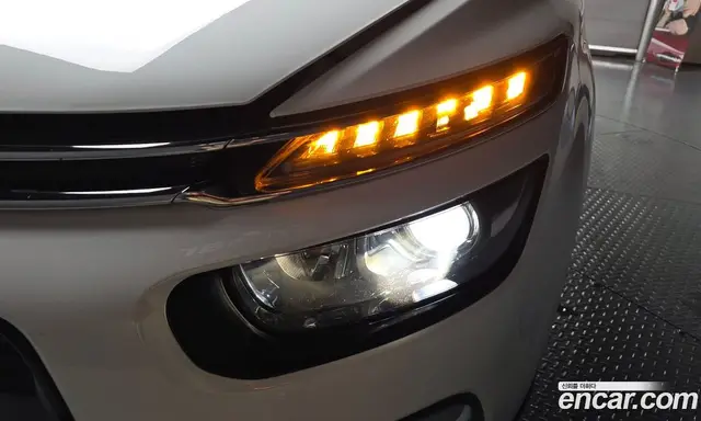 Citroen C4 Picasso 2018 2.0 автомат (гидро), миниатюра 8