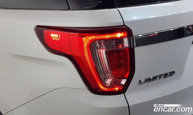 Ford Explorer 2017 2.3 автомат (гидро), миниатюра 9 Ford Explorer 2017 2.3 автомат (гидро), миниатюра 9