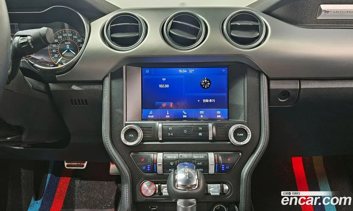 Ford Mustang 2023 2.3 автомат (гидро), фото 19