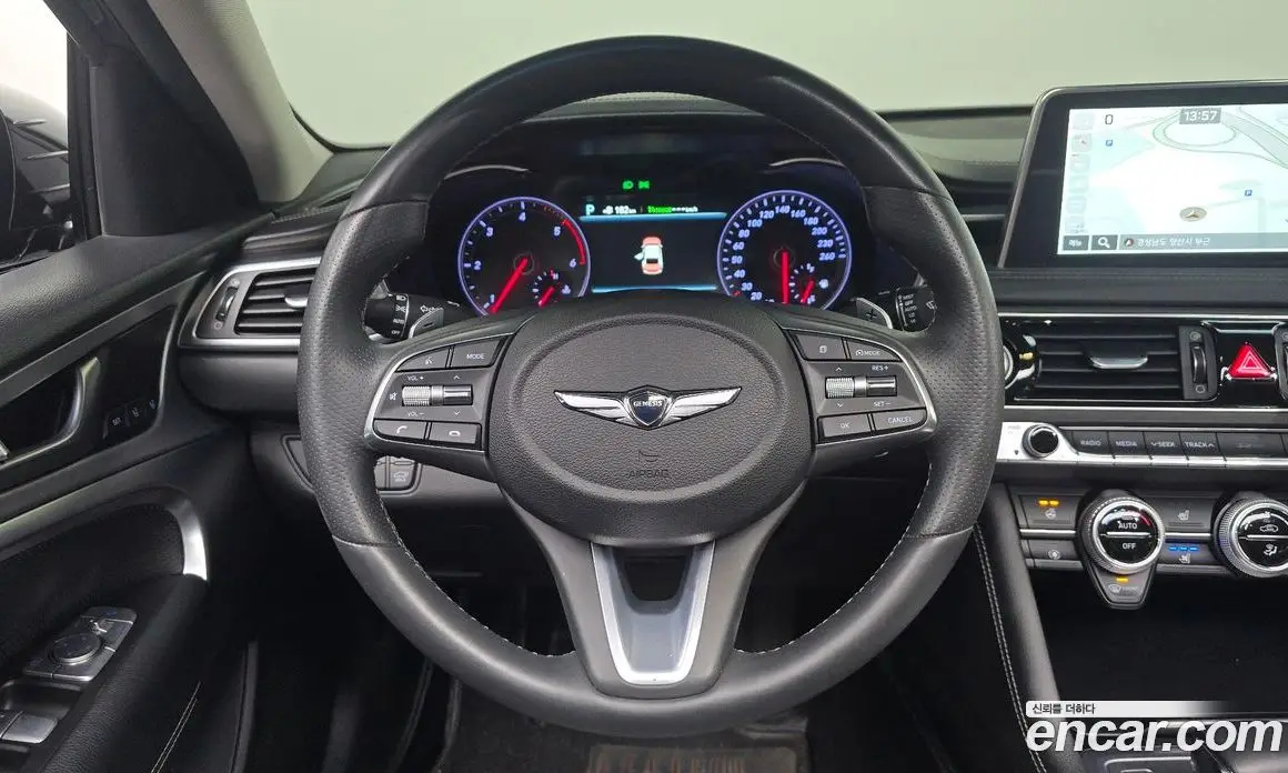 Genesis G70 2019 2.2 автомат (гидро), фото 19 Genesis G70 2019 2.2 автомат (гидро), фото 19