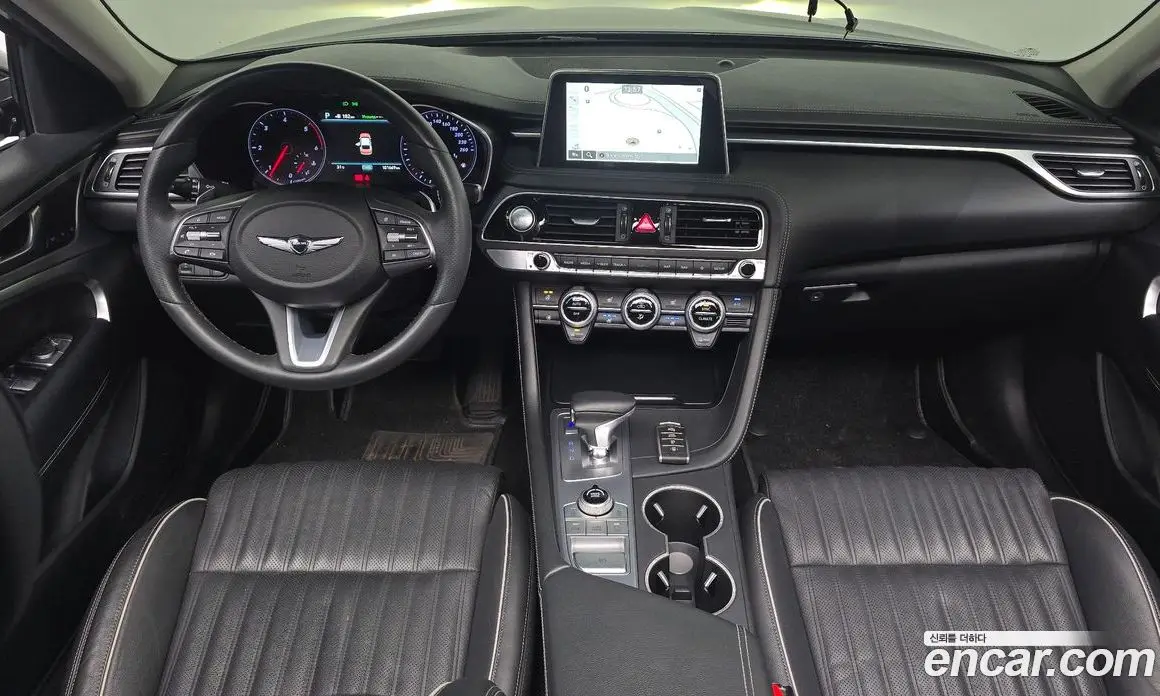 Genesis G70 2019 2.2 автомат (гидро), фото 10 Genesis G70 2019 2.2 автомат (гидро), фото 10