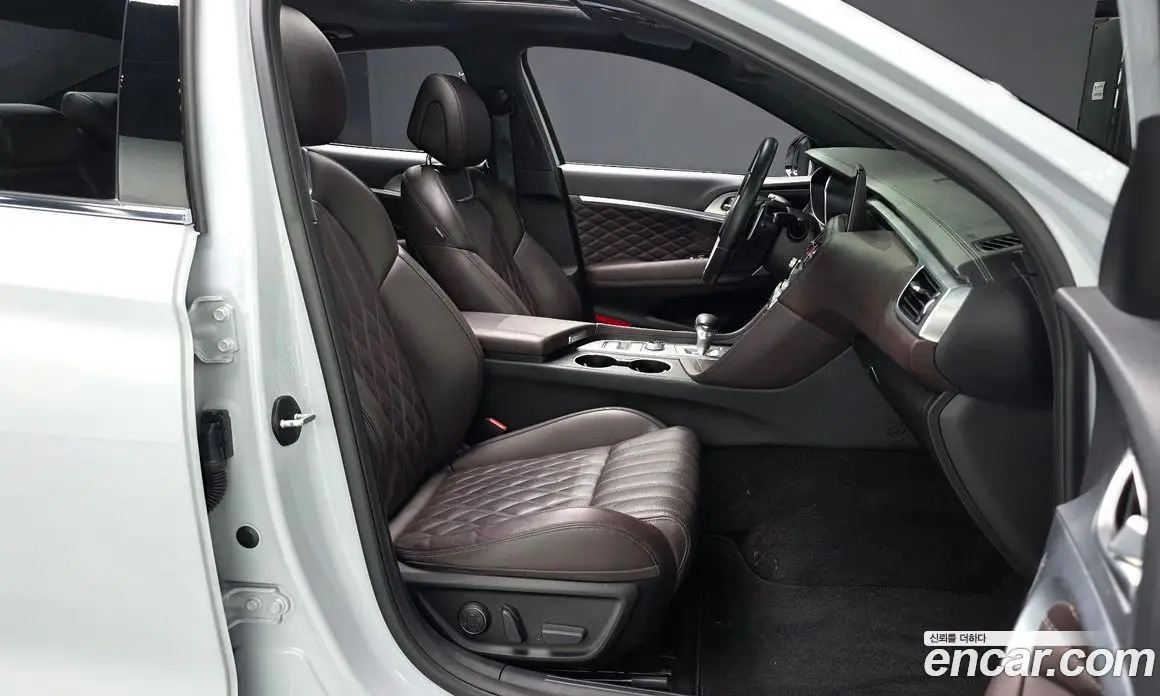 Genesis G70 2021 3.3 автомат (гидро), фото 16 Genesis G70 2021 3.3 автомат (гидро), фото 16