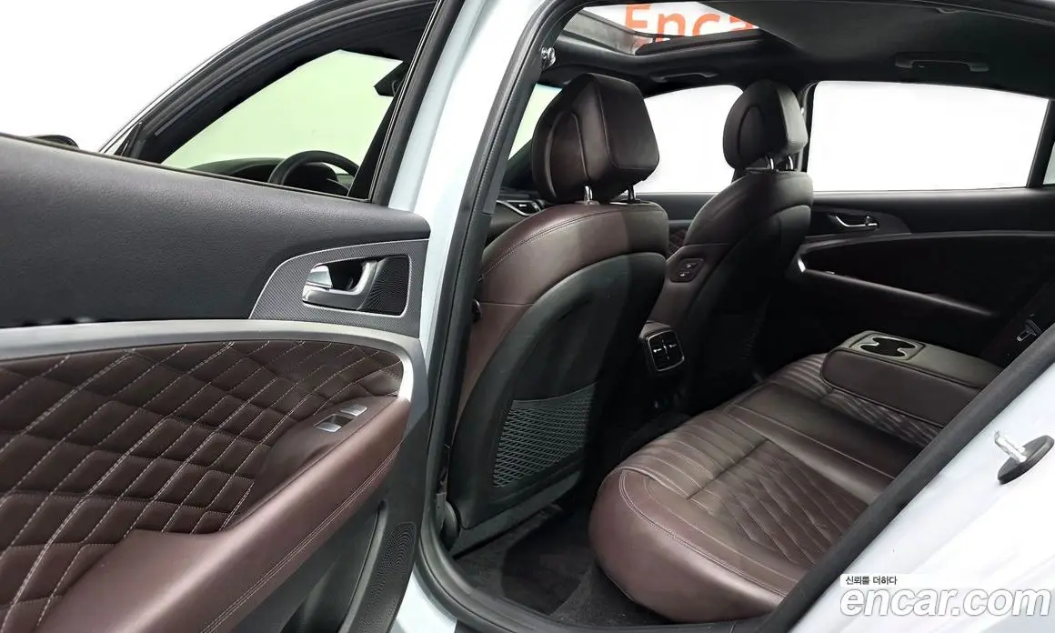 Genesis G70 2021 3.3 автомат (гидро), фото 17 Genesis G70 2021 3.3 автомат (гидро), фото 17