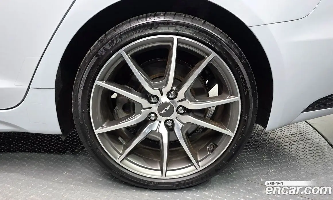 Genesis G70 2021 3.3 автомат (гидро), фото 7 Genesis G70 2021 3.3 автомат (гидро), фото 7