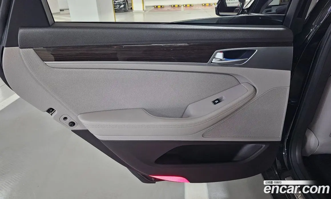Genesis G80 2018 3.8 автомат (гидро), фото 15 Genesis G80 2018 3.8 автомат (гидро), фото 15