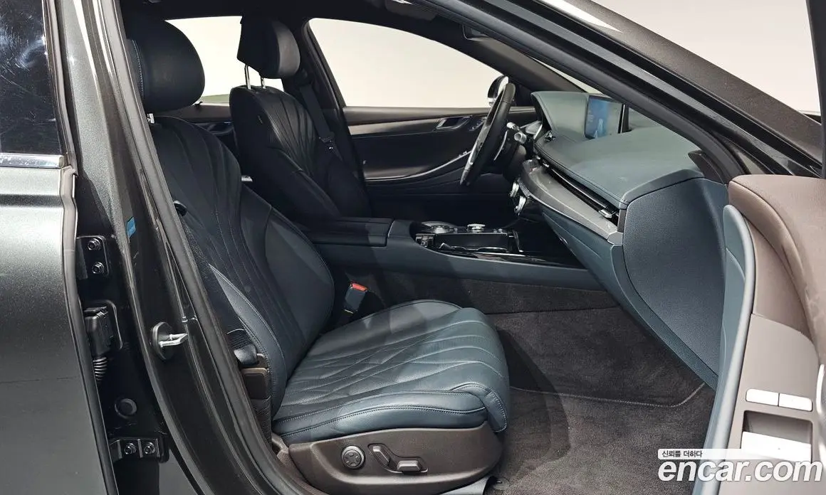 Genesis G80 2023 2.5 автомат (гидро), фото 15 Genesis G80 2023 2.5 автомат (гидро), фото 15
