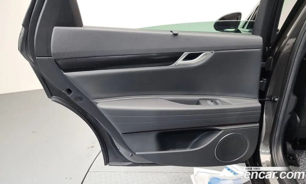 Genesis G80 2024 2.5 автомат (гидро), фото 15