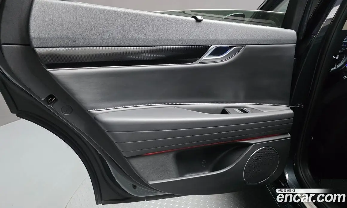 Genesis G80 2024 2.5 автомат (гидро), фото 15