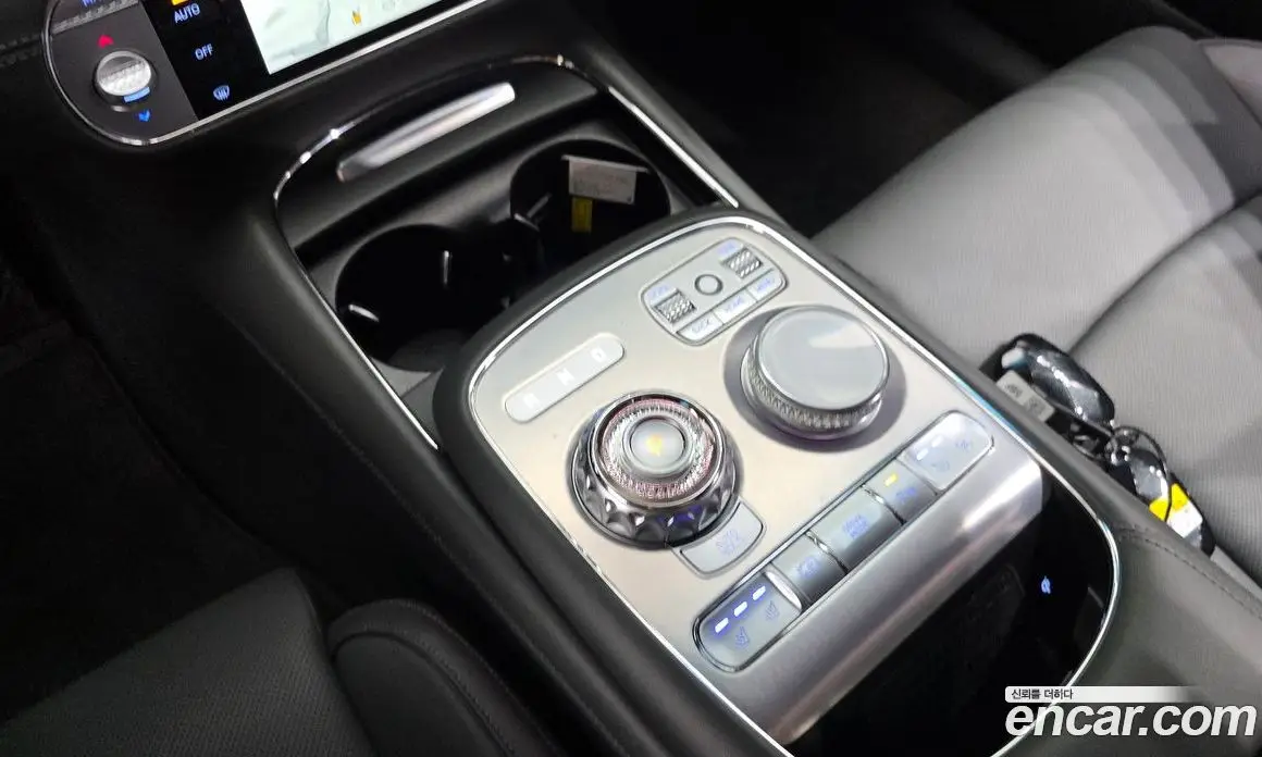 Genesis G90 2025 3.5 автомат (гидро), фото 12