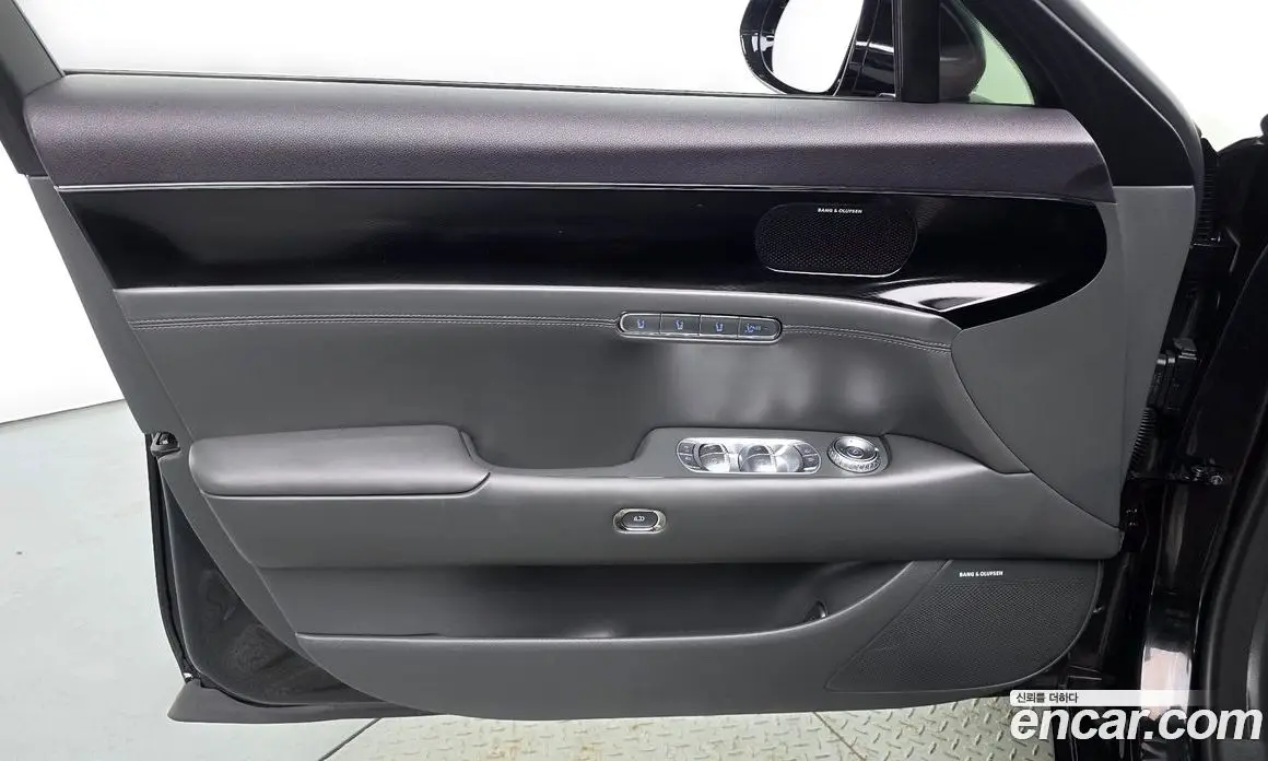 Genesis G90 2025 3.5 автомат (гидро), фото 14