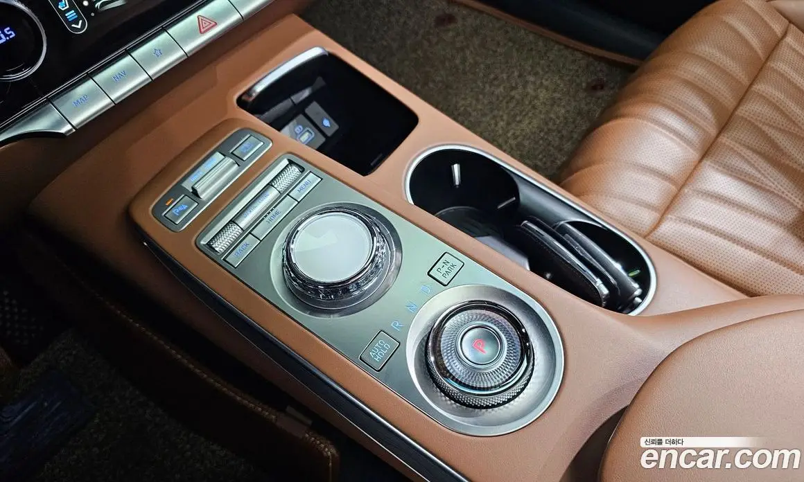 Genesis GV70 2021 2.5 автомат (гидро), фото 12