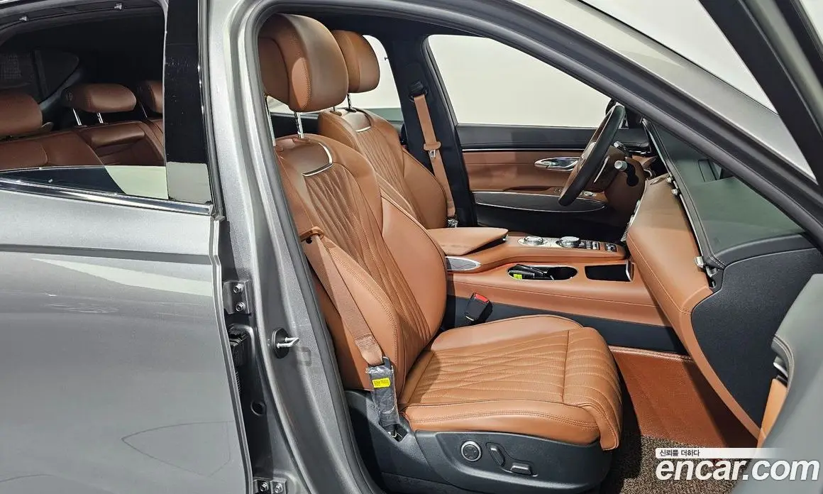 Genesis GV70 2021 2.5 автомат (гидро), фото 16