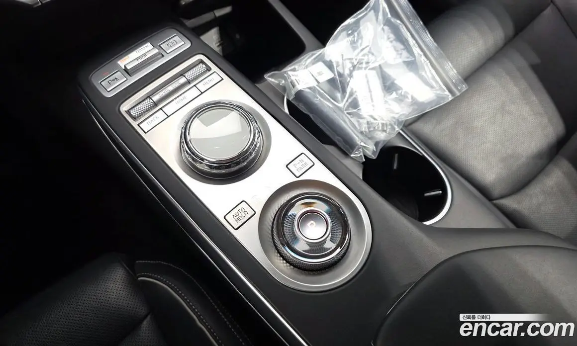 Genesis GV70 2021 2.5 автомат (гидро), фото 12