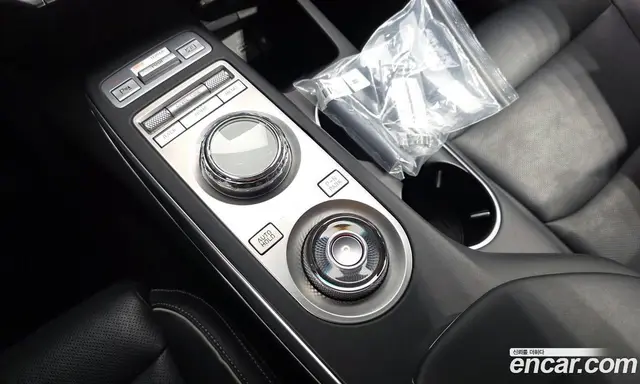 Genesis GV70 2021 2.5 автомат (гидро), миниатюра 12