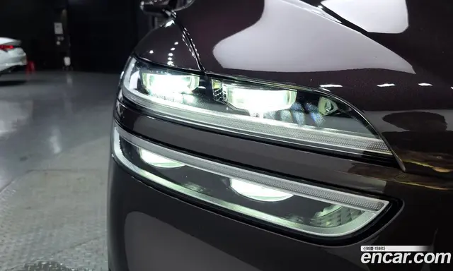 Genesis GV70 2021 2.5 автомат (гидро), миниатюра 8