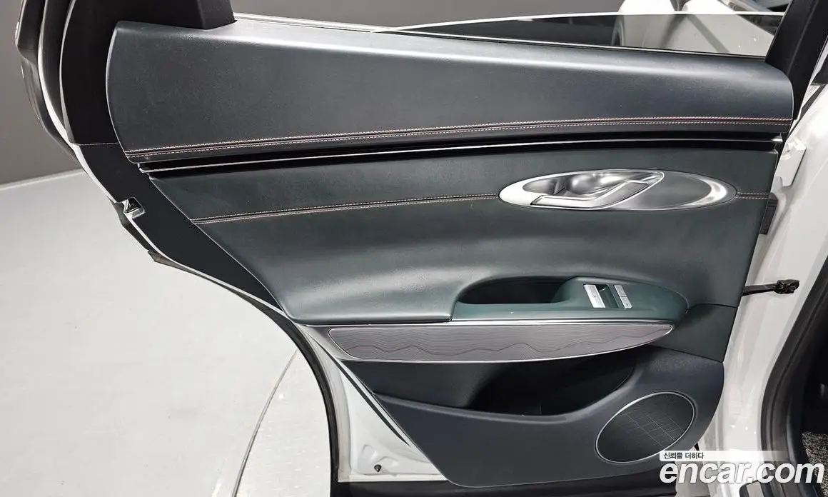 Genesis GV70 2021 2.5 автомат (гидро), фото 15