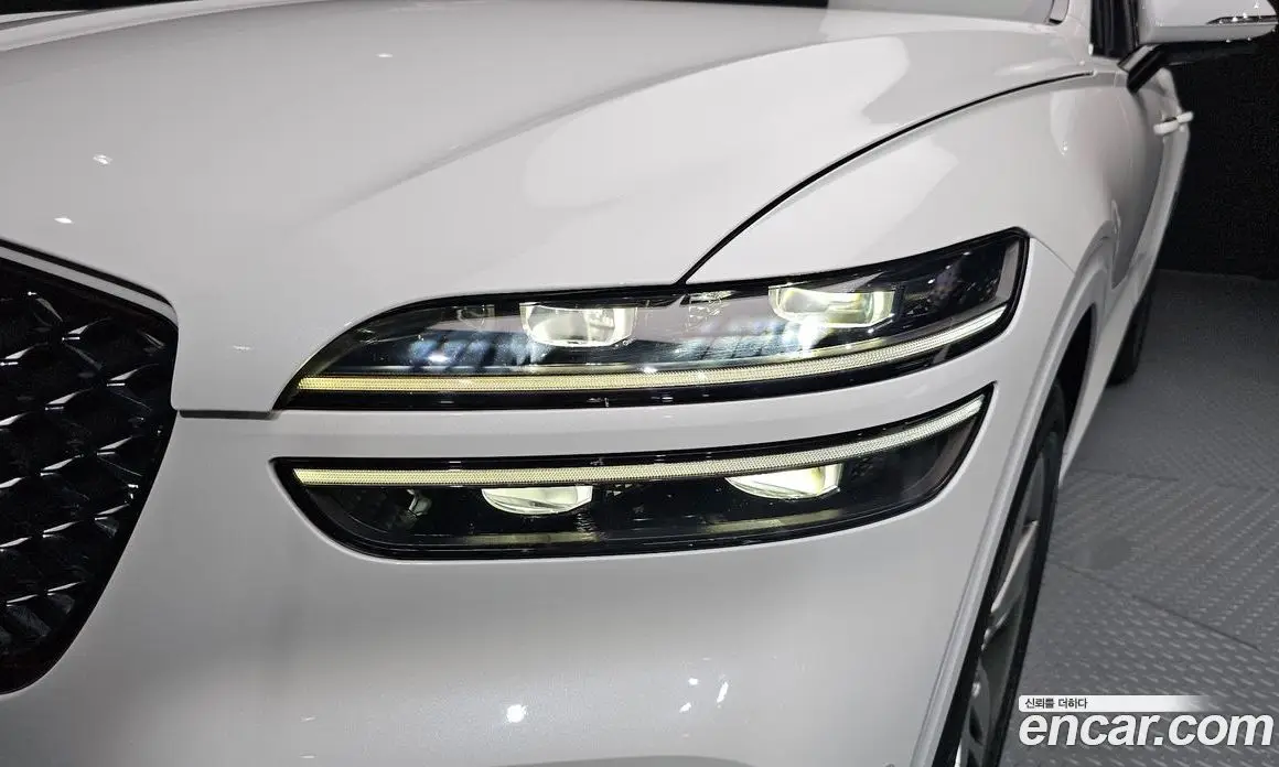 Genesis GV70 2022 2.5 автомат (гидро), фото 8