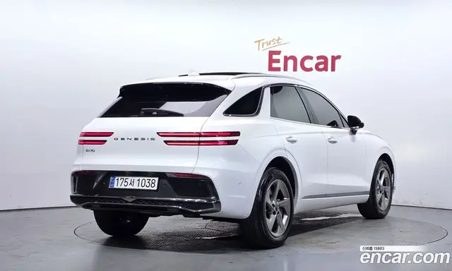 Genesis GV70 2024 2.5 автомат (гидро), миниатюра 2 Genesis GV70 2024 2.5 автомат (гидро), миниатюра 2