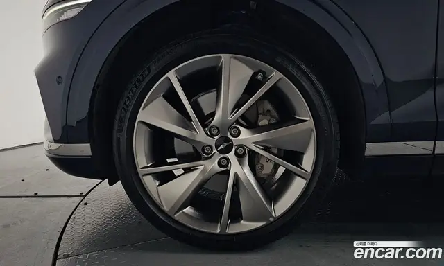 Genesis GV70 2024 2.5 автомат (гидро), миниатюра 5 Genesis GV70 2024 2.5 автомат (гидро), миниатюра 5