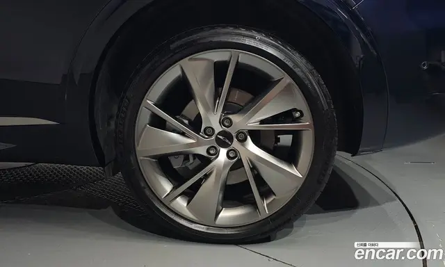 Genesis GV70 2024 2.5 автомат (гидро), миниатюра 7 Genesis GV70 2024 2.5 автомат (гидро), миниатюра 7
