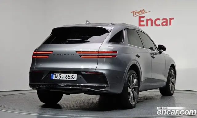 Genesis GV70 2026 2.5 автомат (гидро), миниатюра 2