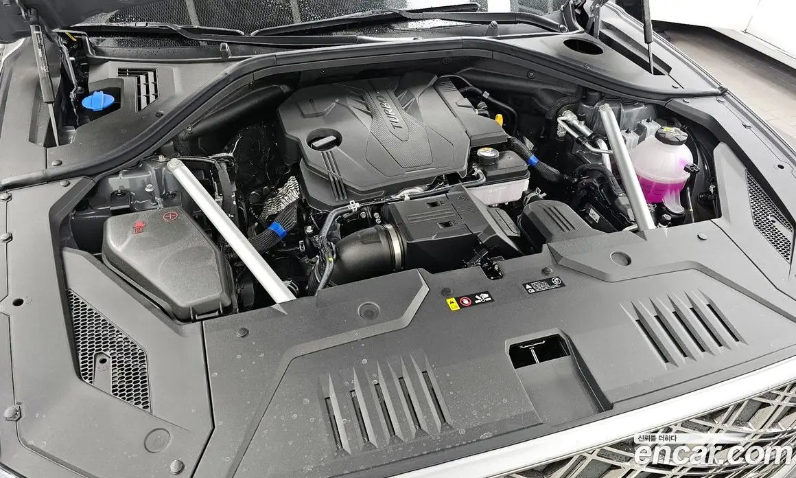 Genesis GV70 2026 2.5 автомат (гидро), фото 6