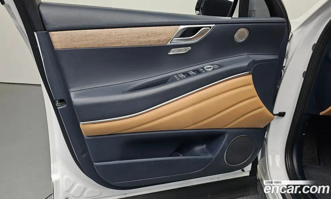 Genesis GV80 2020 3.0 автомат (гидро), фото 14 Genesis GV80 2020 3.0 автомат (гидро), фото 14