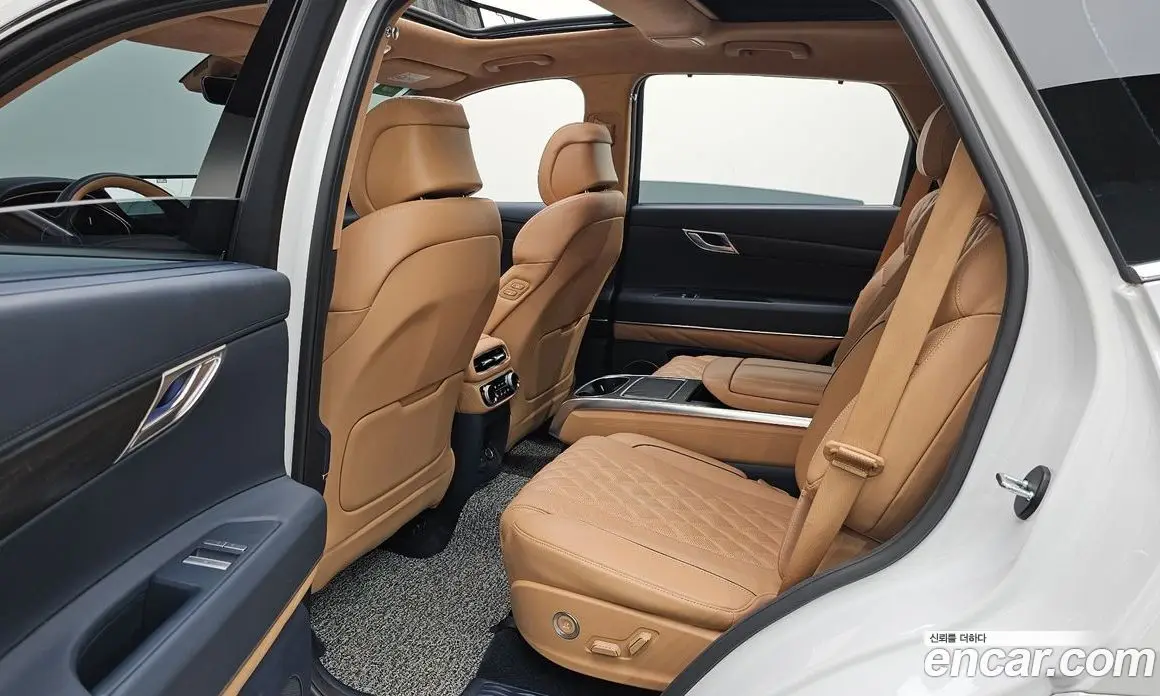 Genesis GV80 2023 2.5 автомат (гидро), фото 12 Genesis GV80 2023 2.5 автомат (гидро), фото 12