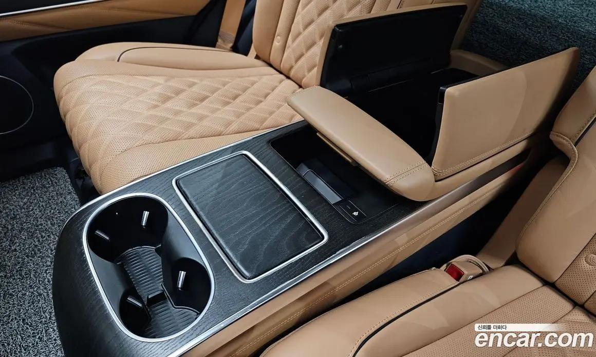 Genesis GV80 2023 2.5 автомат (гидро), фото 18 Genesis GV80 2023 2.5 автомат (гидро), фото 18