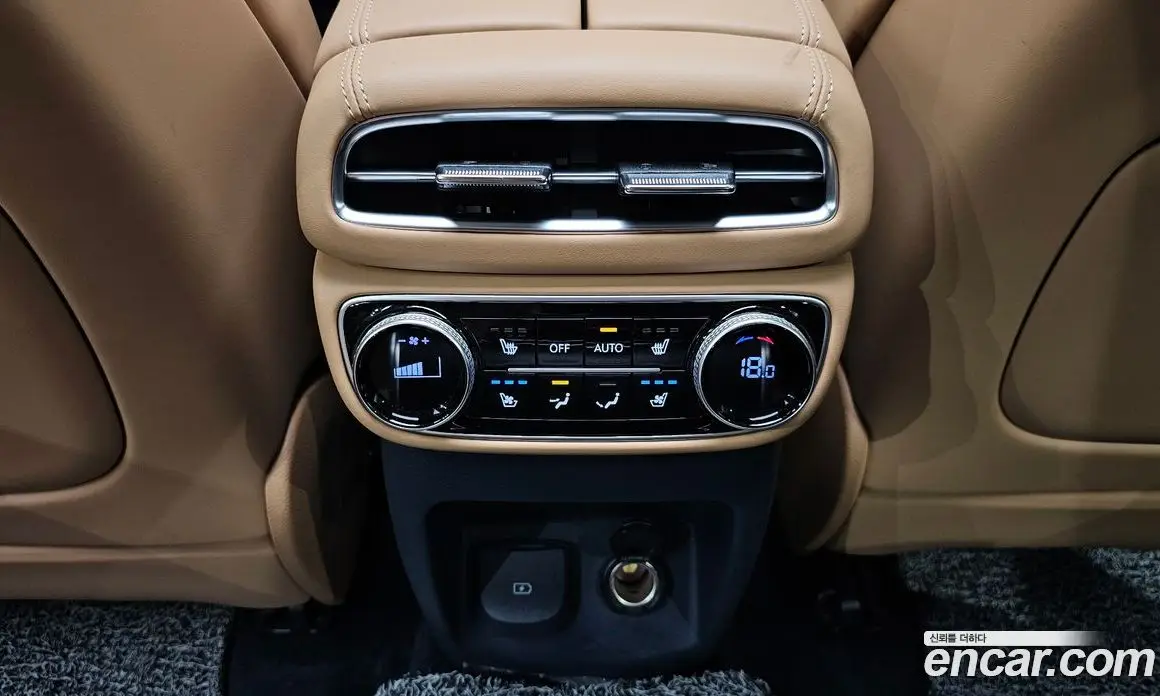 Genesis GV80 2023 2.5 автомат (гидро), фото 19 Genesis GV80 2023 2.5 автомат (гидро), фото 19