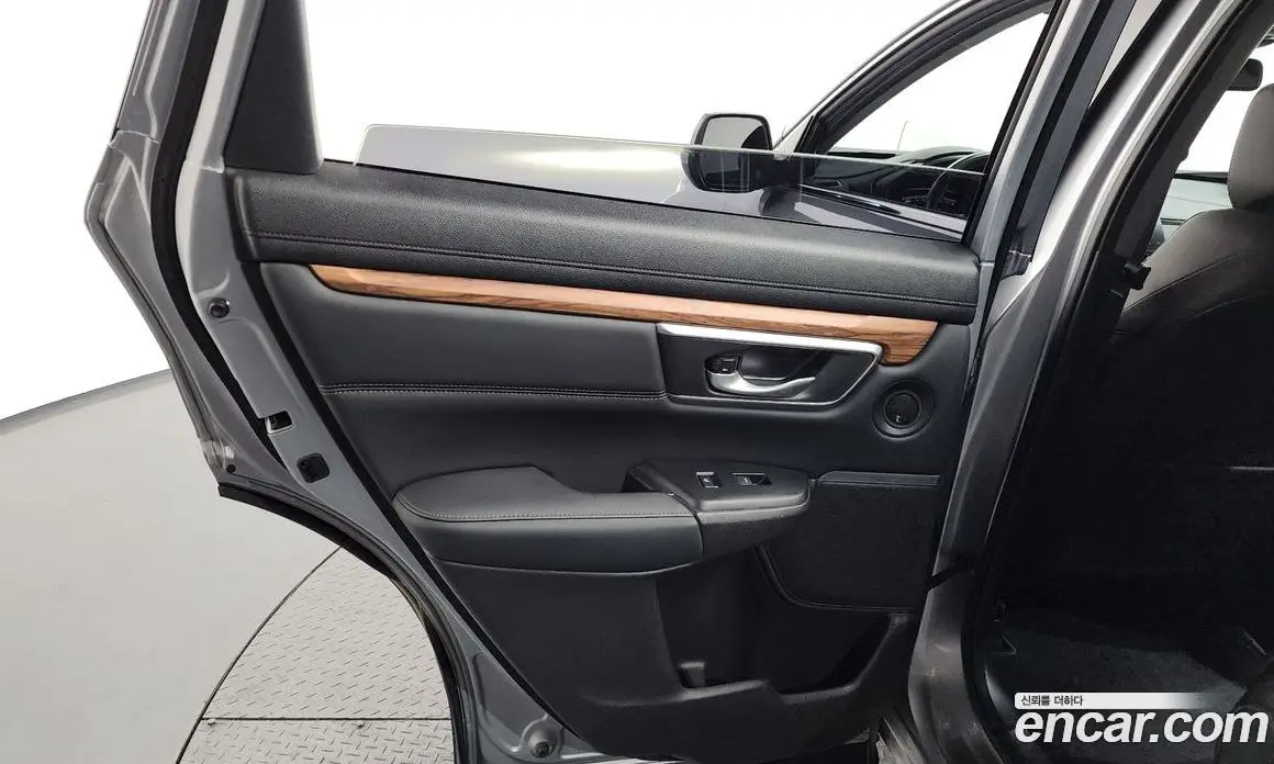 Honda CR-V 2019 1.5 автомат (гидро), фото 15 Honda CR-V 2019 1.5 автомат (гидро), фото 15