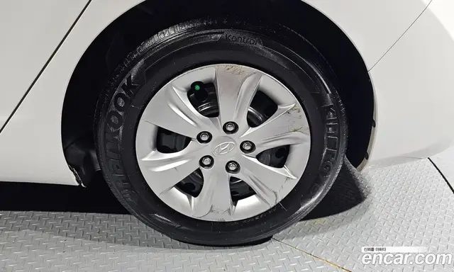 Hyundai Avante 2011 1.6 автомат (гидро), миниатюра 5 Hyundai Avante 2011 1.6 автомат (гидро), миниатюра 5
