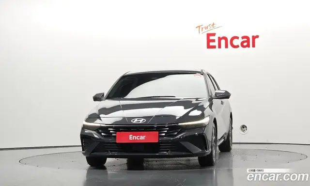 Hyundai Avante 2023 1.6 автомат (гидро), миниатюра 3