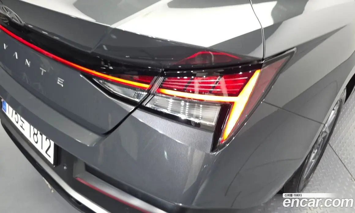 Hyundai Avante 2023 1.6 автомат (гидро), фото 9