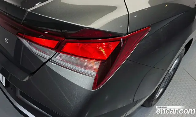Hyundai Avante 2023 1.6 автомат (гидро), миниатюра 9
