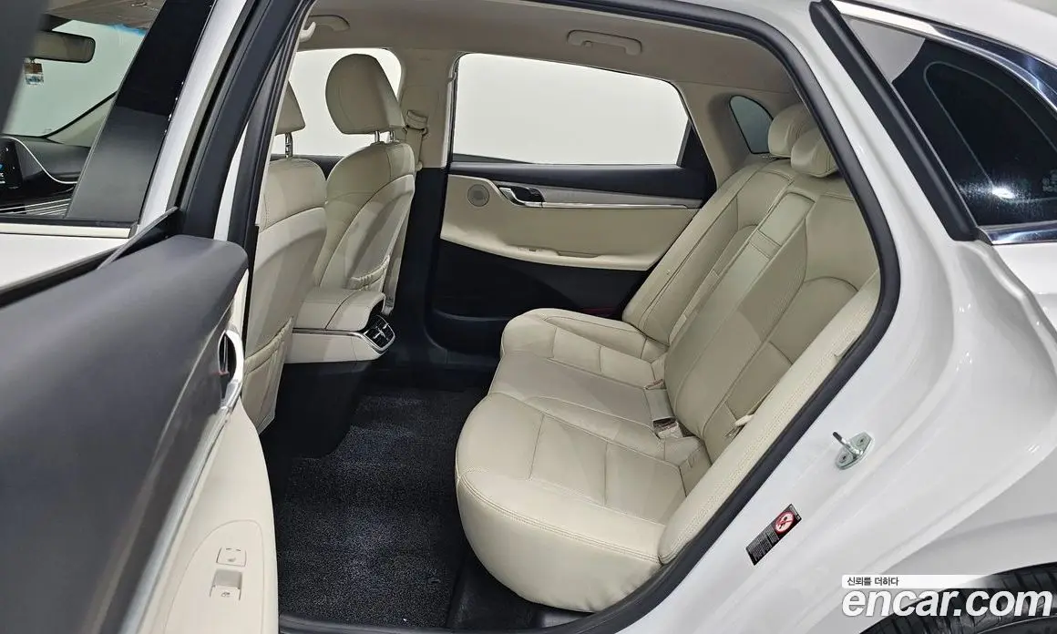 Hyundai Grandeur 2021 2.5 автомат (гидро), фото 17