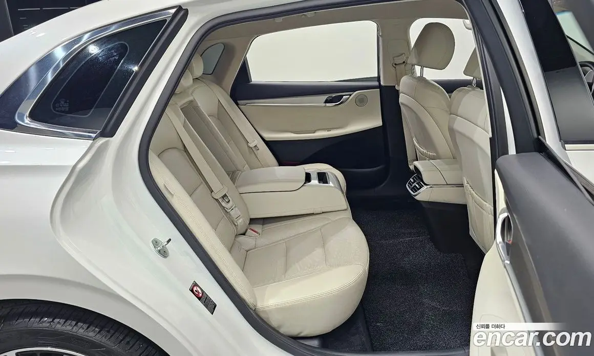 Hyundai Grandeur 2021 2.5 автомат (гидро), фото 18