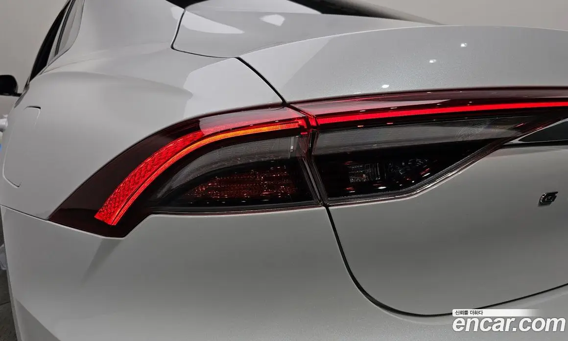 Hyundai Grandeur 2022 3.0 автомат (гидро), фото 8
