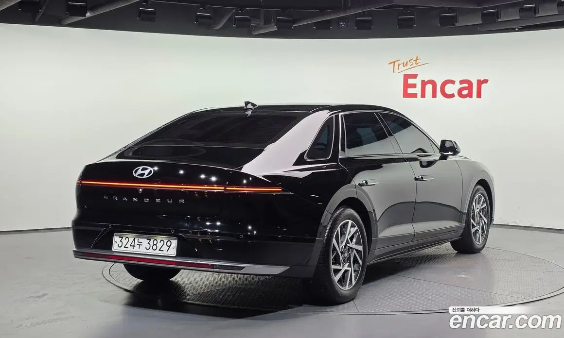 Hyundai Grandeur 2023 3.5 автомат (гидро), фото 2 Hyundai Grandeur 2023 3.5 автомат (гидро), фото 2