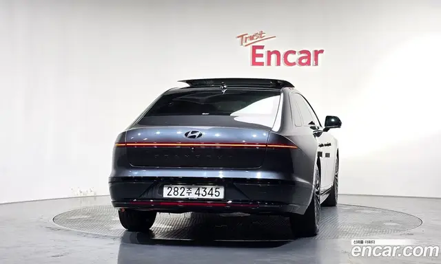 Hyundai Grandeur 2023 1.6 автомат (гидро), миниатюра 3