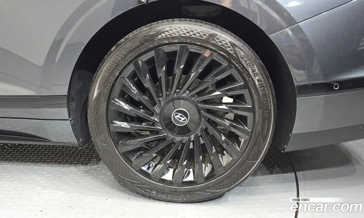 Hyundai Grandeur 2023 1.6 автомат (гидро), фото 6