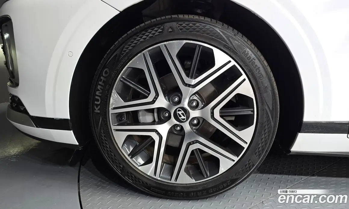 Hyundai Grandeur 2023 1.6 автомат (гидро), фото 5 Hyundai Grandeur 2023 1.6 автомат (гидро), фото 5