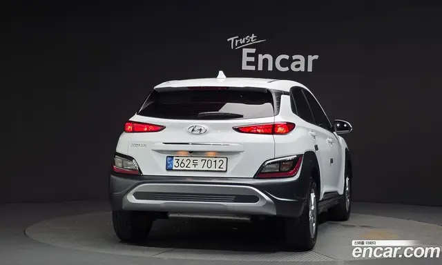 Hyundai Kona 2021 2.0 автомат (гидро), миниатюра 4