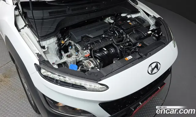 Hyundai Kona 2021 2.0 автомат (гидро), миниатюра 6