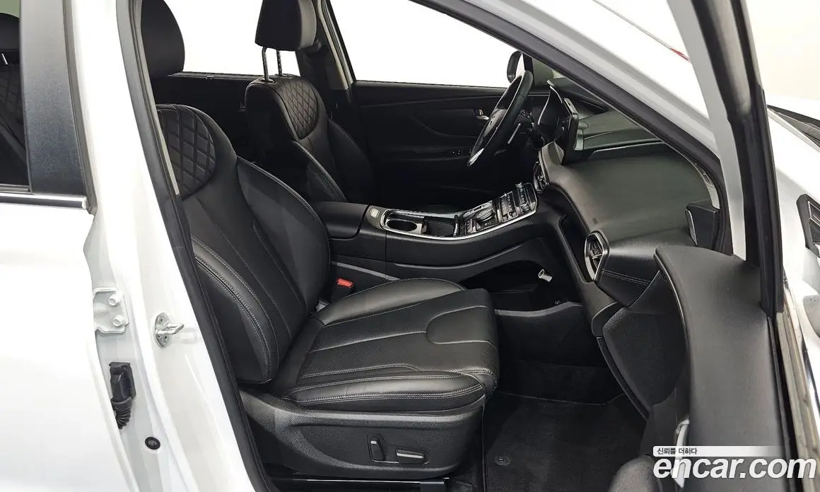 Hyundai Santa Fe 2021 2.5 автомат (гидро), фото 18 Hyundai Santa Fe 2021 2.5 автомат (гидро), фото 18