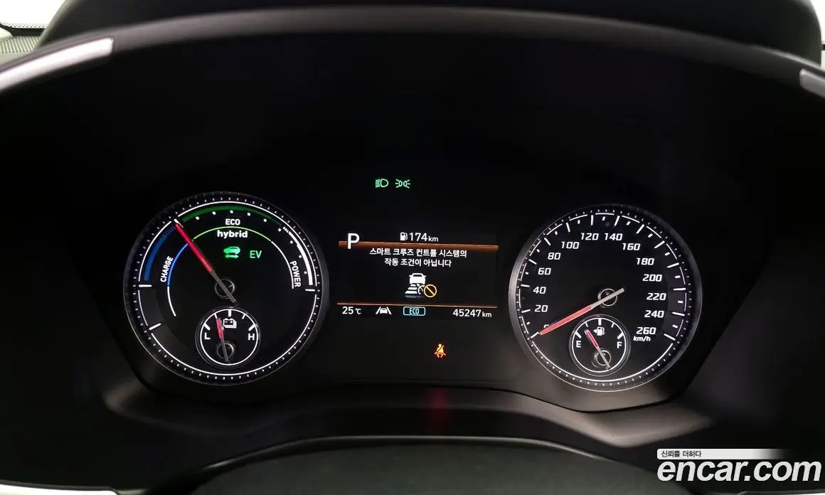 Hyundai Santa Fe 2021 1.6 автомат (гидро), фото 11